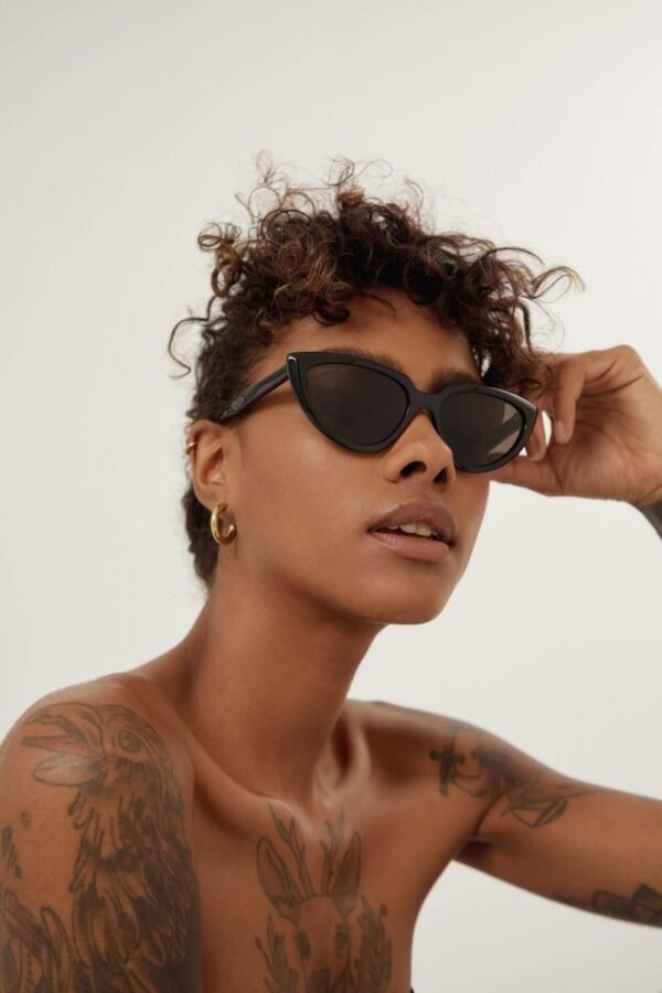 Balenciaga angular black cat-eye sunglasses - Lux Studios